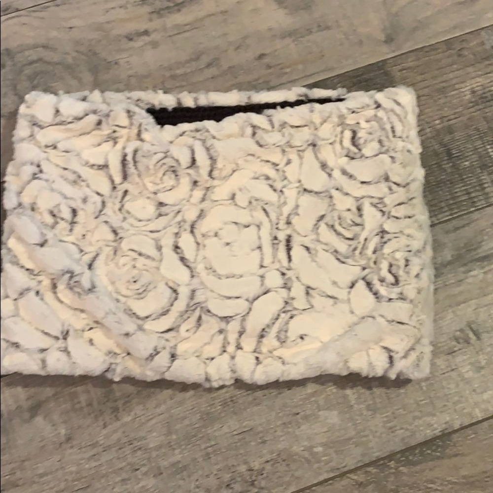 Ann Taylor Neck scarf